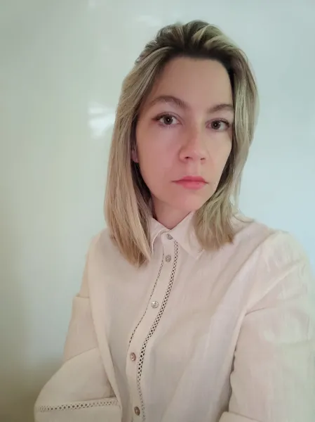 др Марина  Младеновић Митровић