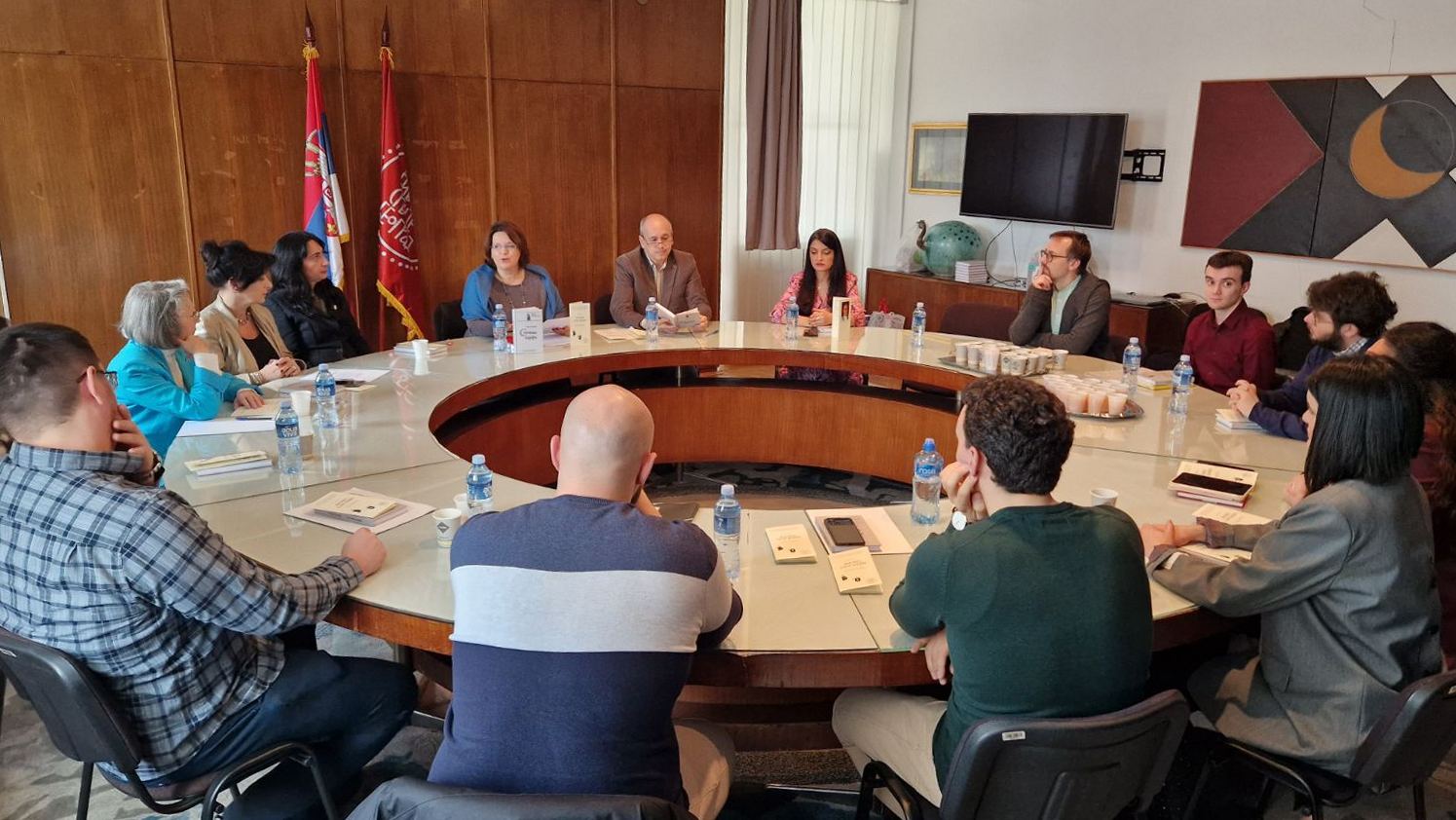 Извештај са округлог стола о Злати Коцић